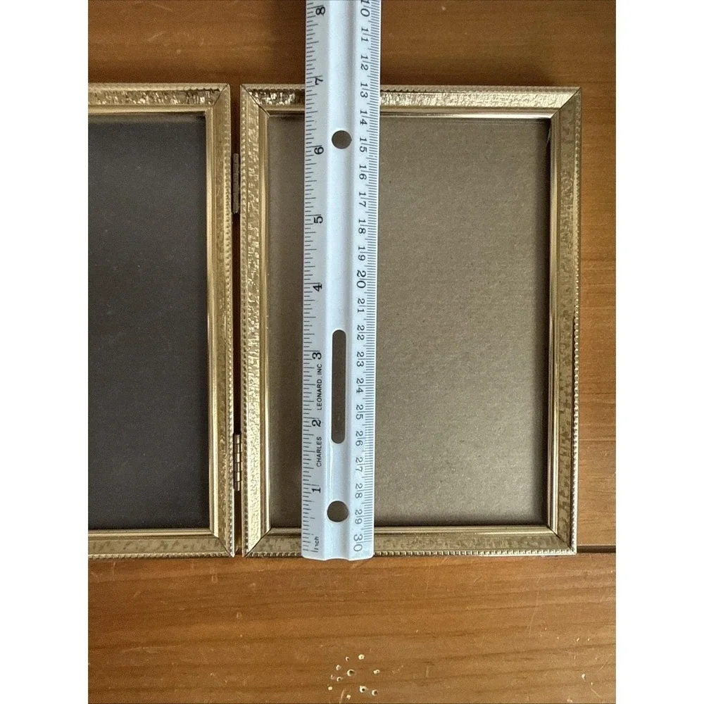 VINTAGE MCM GOLD BRASS HINGED STANDING FOLDING PICTURE‎ FRAMES 5 X 7 PHOTOS